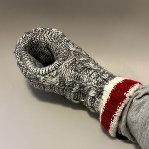 POOK knit can holder with furry cozy lining.